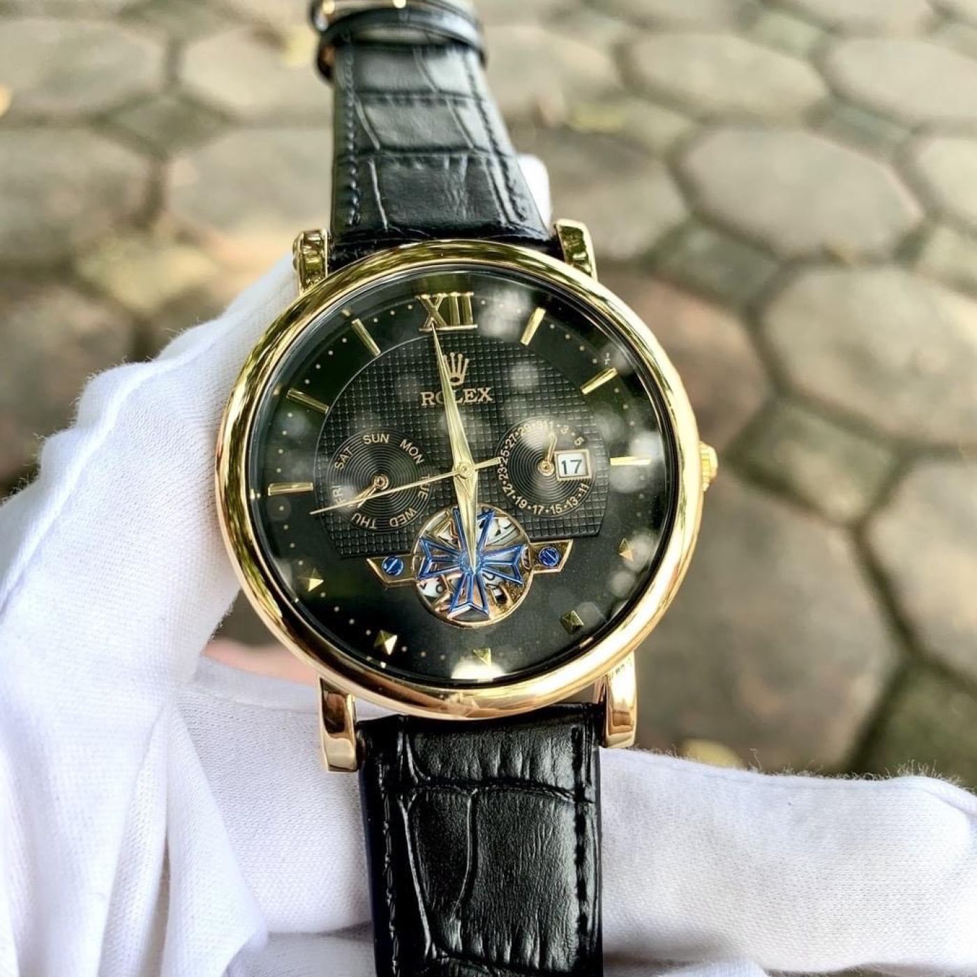 Đồng hồ nam Rolex fake dây da chống xước biểu tượng kim rốn có lịch ngày