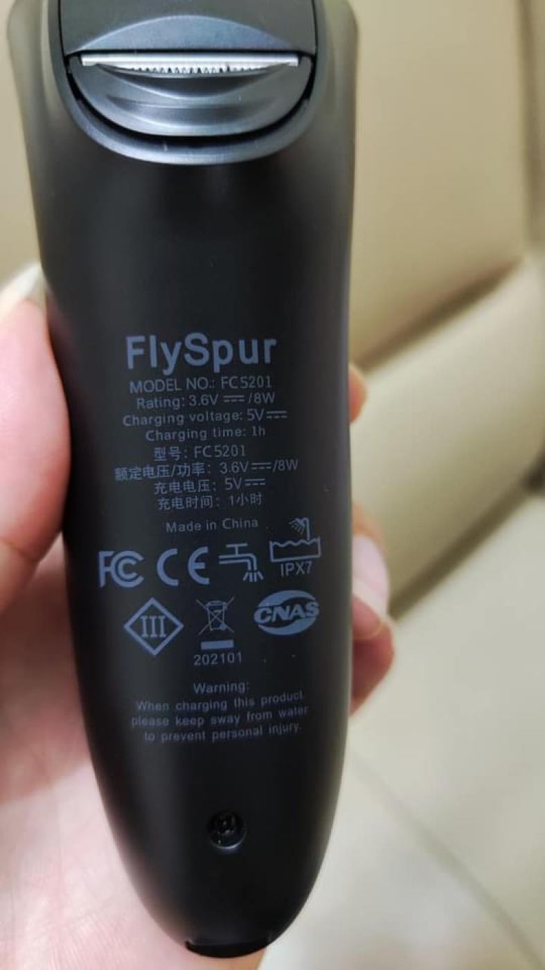 Máy cạo râu 3 lưỡi kép - hãng Flyspur FC5201