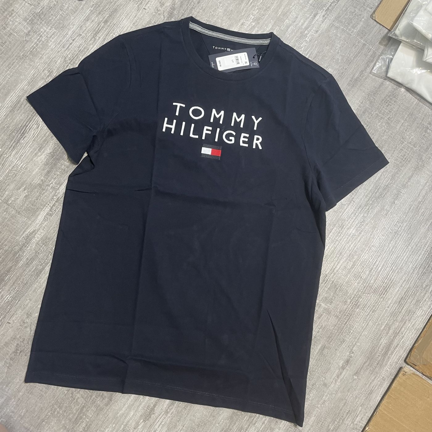 Tommy hilfiget t shirt