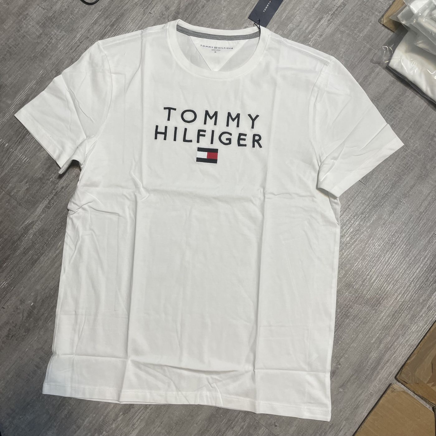 Tommy hilfiget t shirt