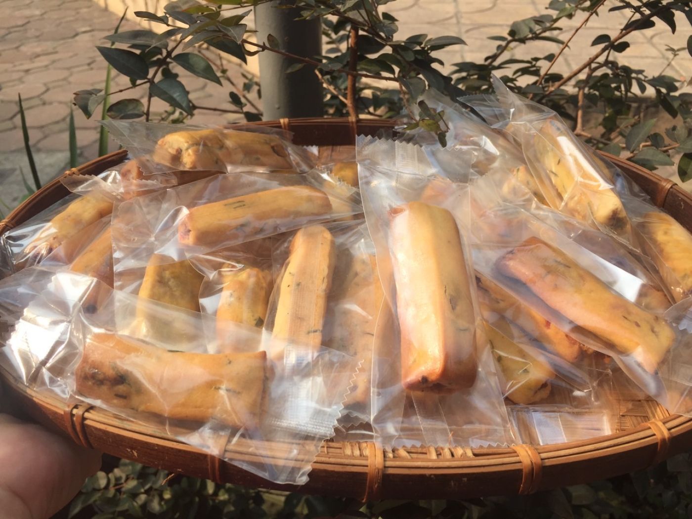 Bánh chả lá chanh Uy Sơn Khang