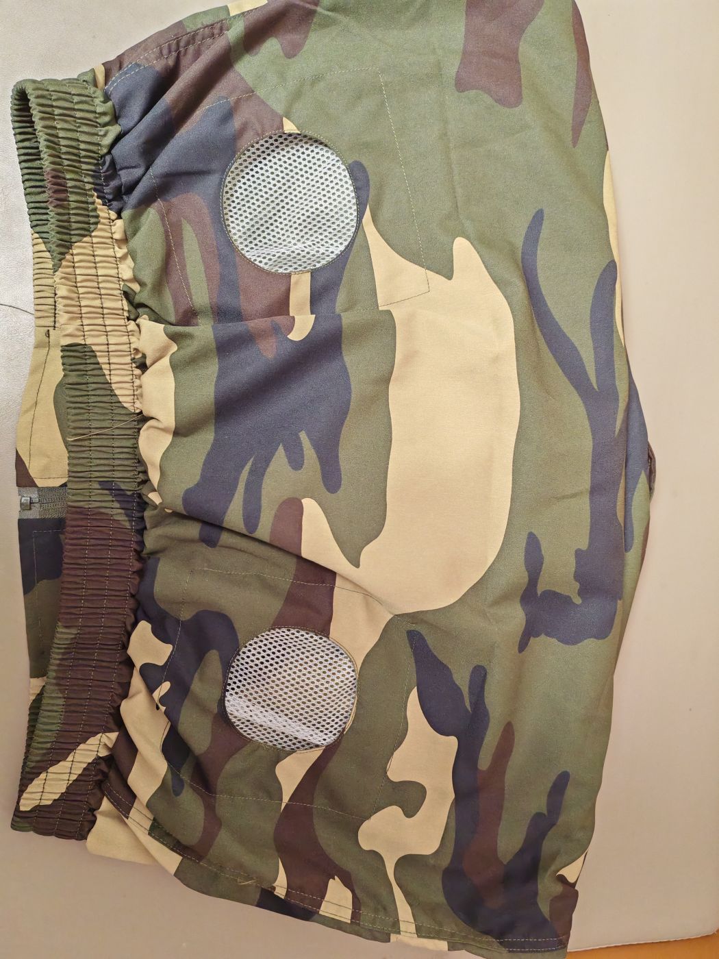 Áo điều hoà 2 lớp , gồm 1 lớp vải chống nắng - 1 lớp lưới ( không kèm Pin & quạt )