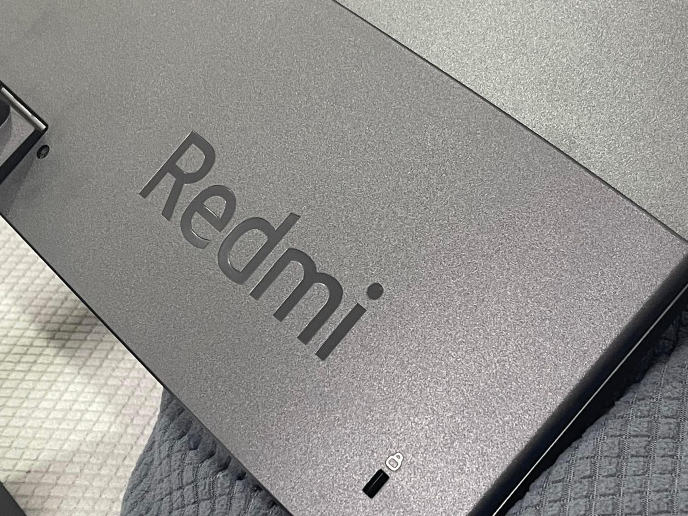 ￼Màn Hình Máy Tính 22 inch Xiaomi Redmi RMMNT215NF 21.45″ FHD Monitor, Cổng Kết Nối VGA, HDMI