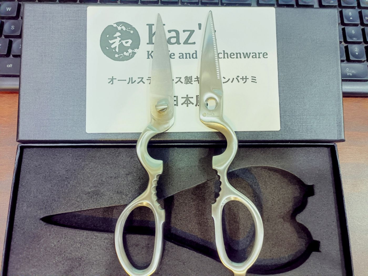Kéo đa năng KAZ's - Japan thép không gỉ nguyên khối, có thể tháo rời