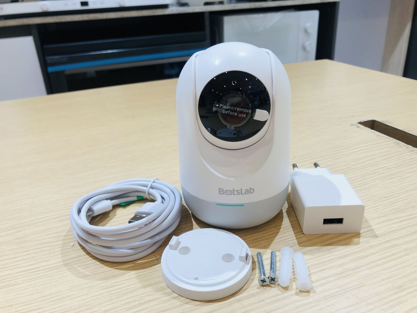 Camera an ninh 360 Botslab C211 – Độ phân giải 2K, đàm thoại 2 chiều