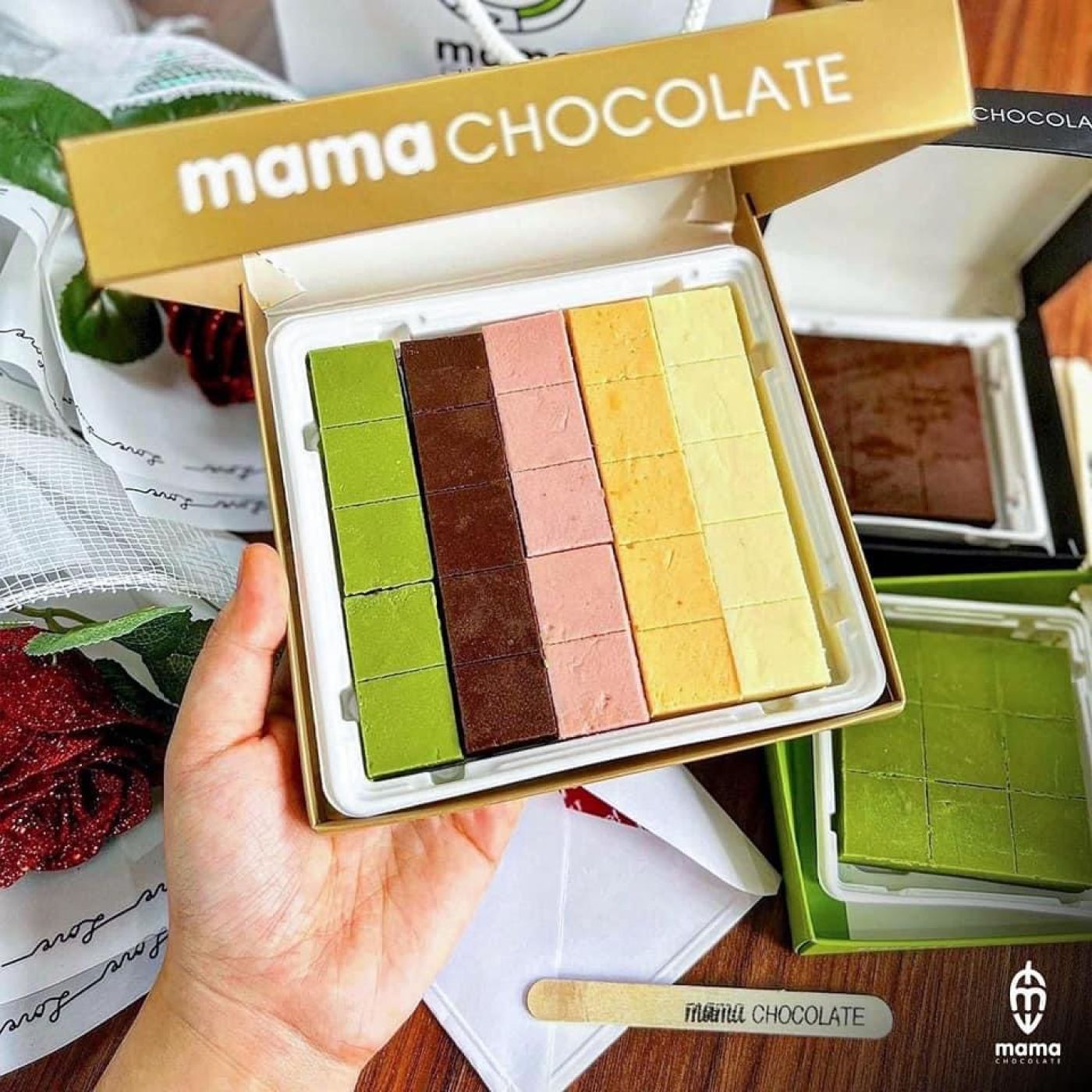 Socola Tươi Mama Chocolate 25 viên Mix 5 Vị Matcha, Đen Đắng, Ô mai, Pho mai, Sữa Dừa